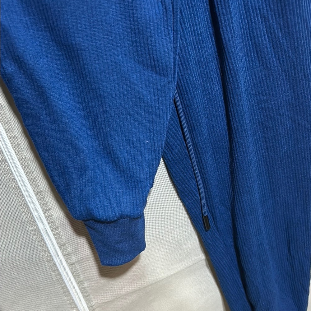 Ribbed Blue Half-Zip Top set with the cuffed pants to match - Picture 5 of 8